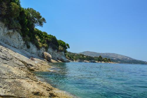 Lithalona Villas & Houses