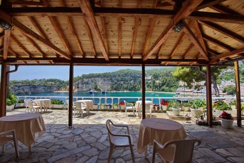 Kavos Hotel