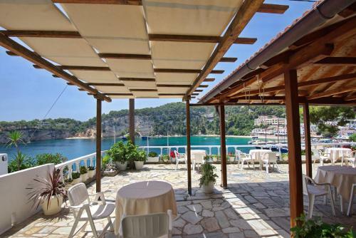Kavos Hotel