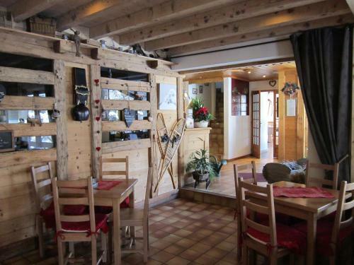 Logis Hotel Gai Soleil