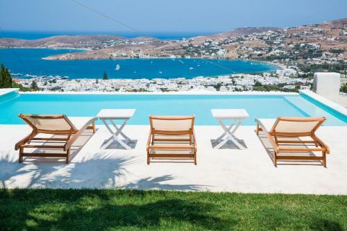 Polos Villa