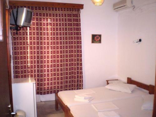 Hostal Hotel Maroulis