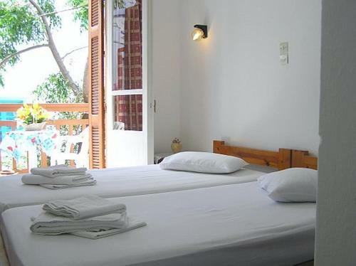 Hostal Hotel Maroulis