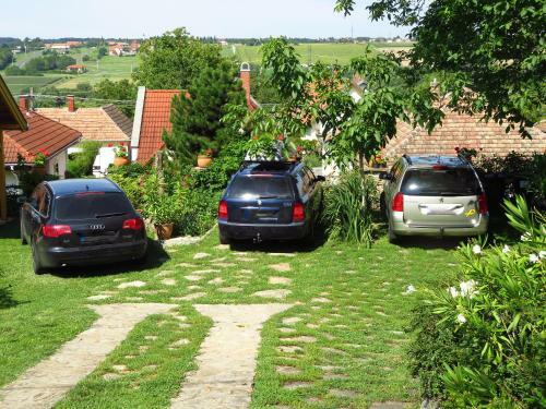 K?vir�g Apartman