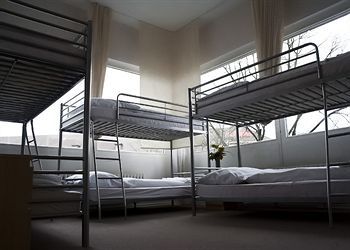 Hostal Hotel Amadeus Central