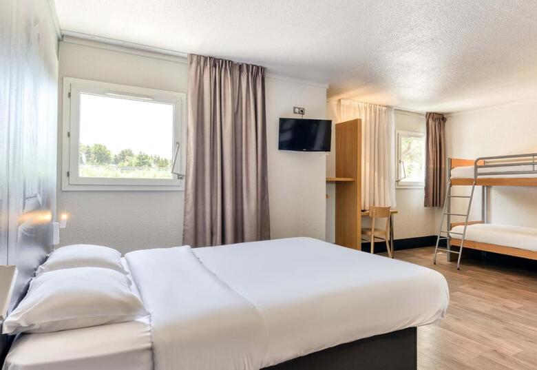 Hotel B&B H�tel Narbonne (2)