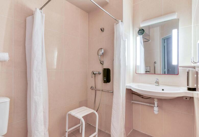 Hotel B&B H�tel Narbonne (2)
