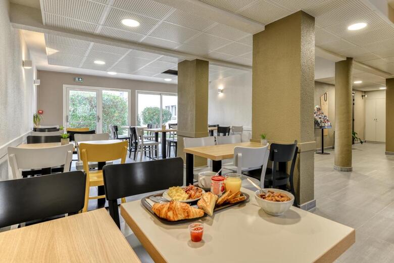 Hotel B&B H�tel Narbonne (2)
