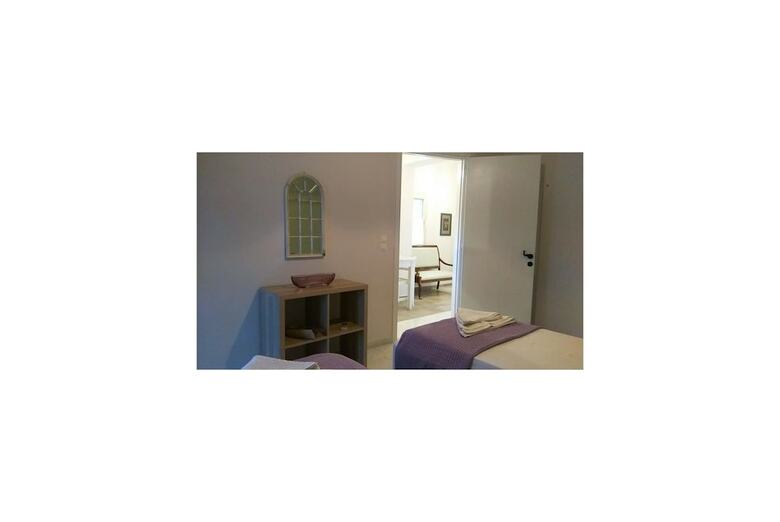 Maria's Studios & Apartments