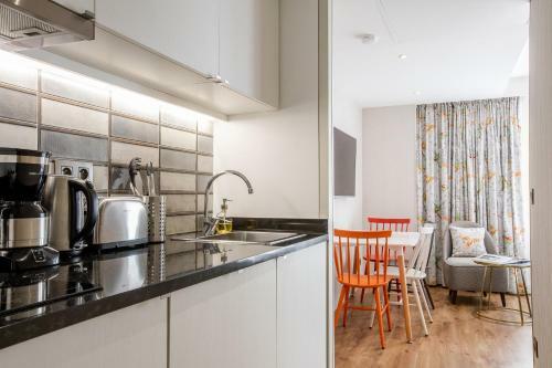 Aparthotel Cadet Residence