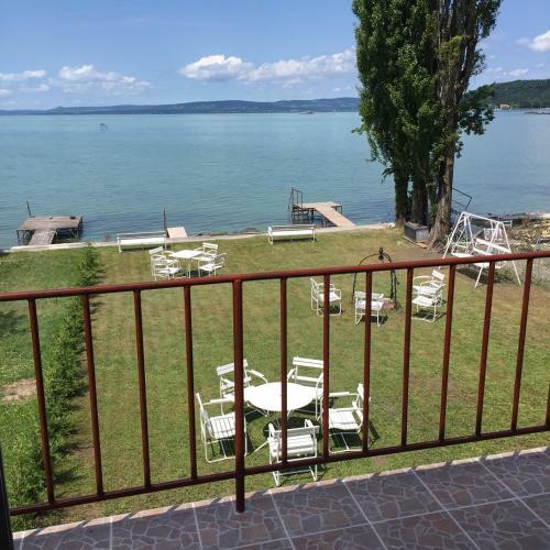 V�zparti Apartmanok