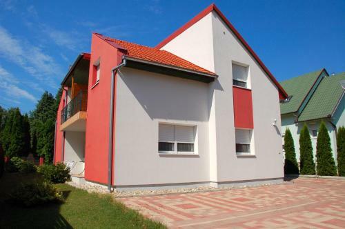 Laci Apartman
