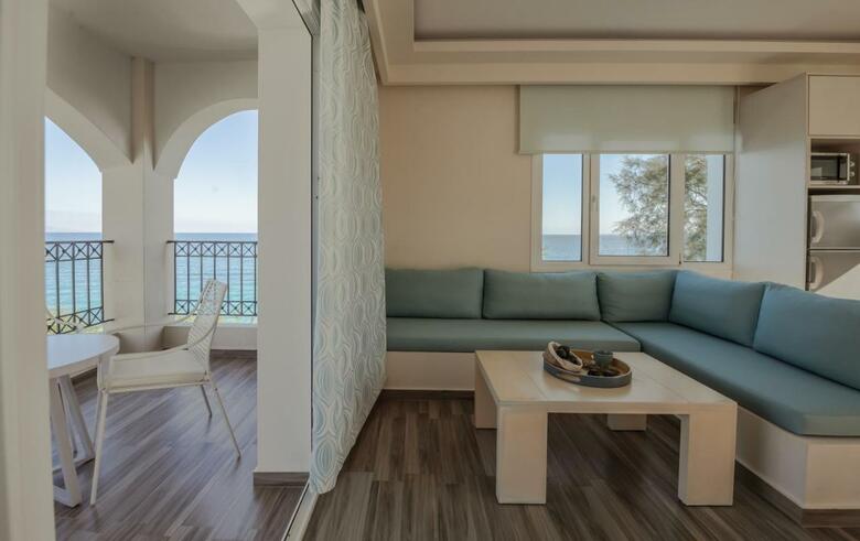 Erietta Luxury Apartments