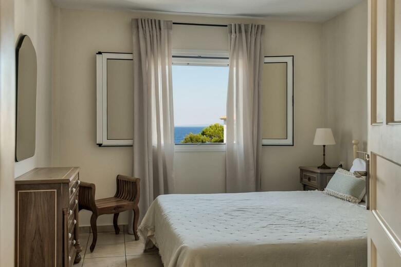 Erietta Luxury Apartments