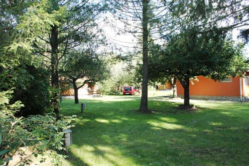 Szilv�sv�rad Camping & Apartman