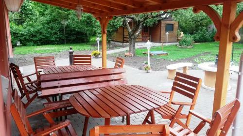 Szilv�sv�rad Camping & Apartman