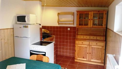Szilv�sv�rad Camping & Apartman