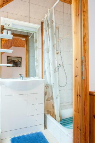 Tak�cs Apartmanh�z