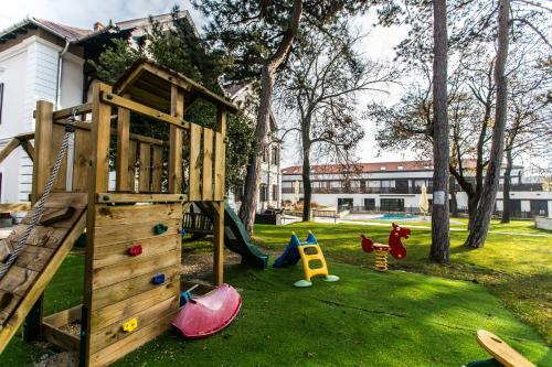 Hotel Annuska Villa Balatonf�red