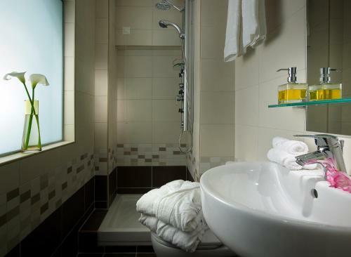 Mistral Bay Hotel
