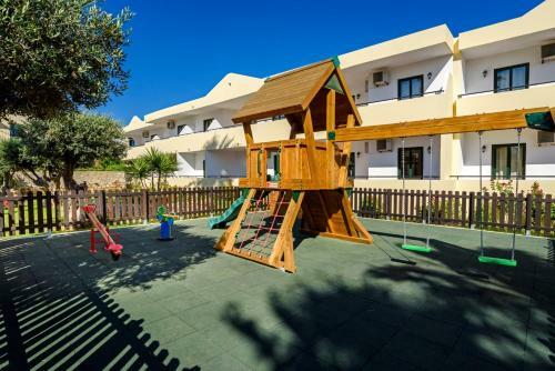 Aparthotel Pefkos Village Resort