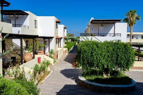 Aparthotel Pefkos Village Resort