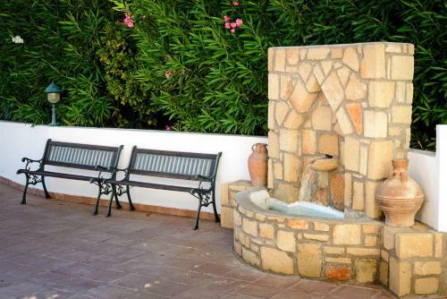 Aparthotel Pefkos Village Resort