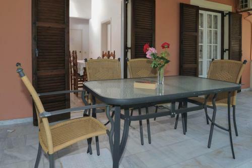 Kalamionas Studios & Apartments