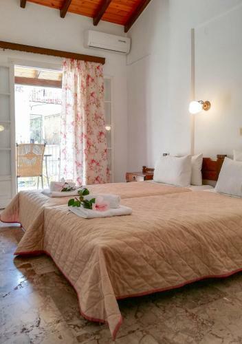 Kalamionas Studios & Apartments