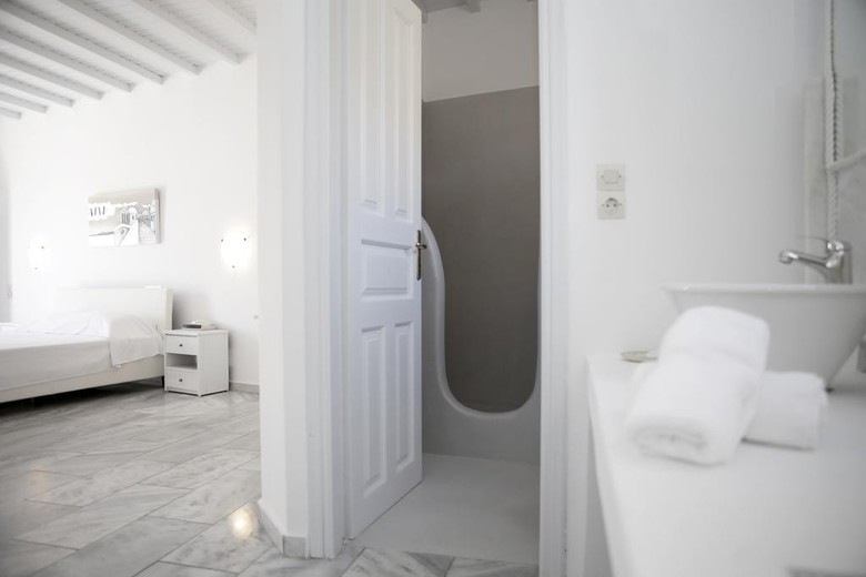 Adelmar Hotel & Suites