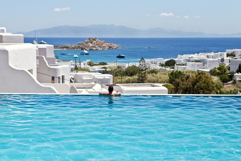 Adelmar Hotel & Suites