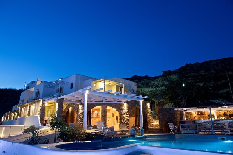 Adelmar Hotel & Suites
