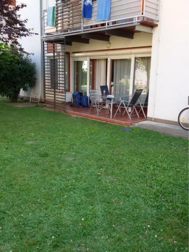 Aranyparton Medenc�s Apartman