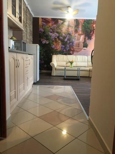 Aranyparton Medenc�s Apartman