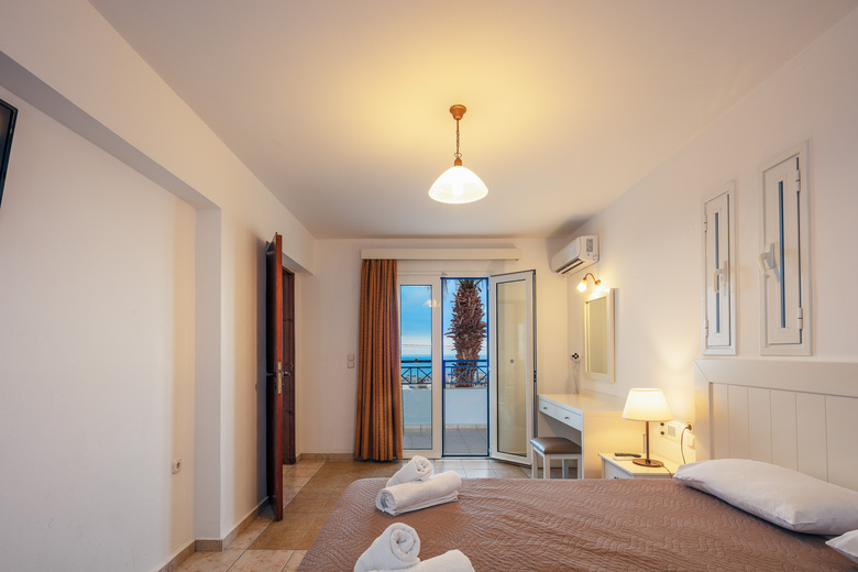 Aparthotel Koni Village Hotel