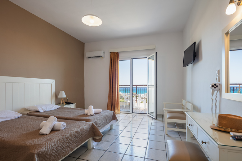 Aparthotel Koni Village Hotel