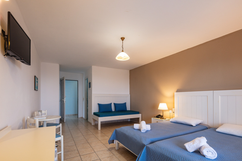 Aparthotel Koni Village Hotel