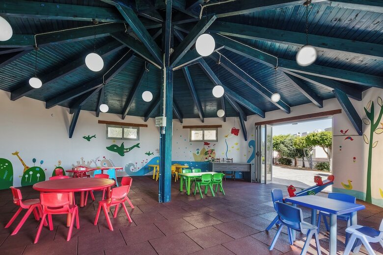 Aparthotel Koni Village Hotel