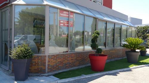 Hotel H�tel Balladins Marseille A�roport