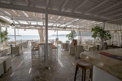 Hostal Kohylia Beach Guest House