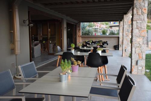 Hotel Elimnion Resort