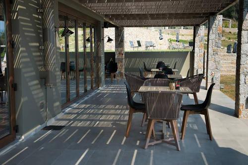 Hotel Elimnion Resort