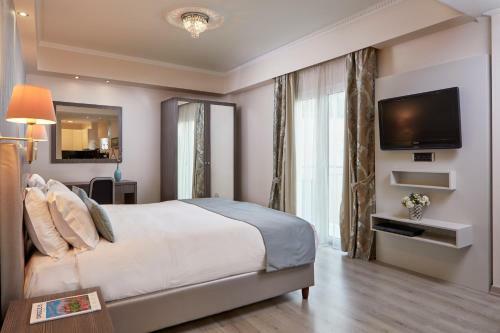 Ava Hotel And Suites