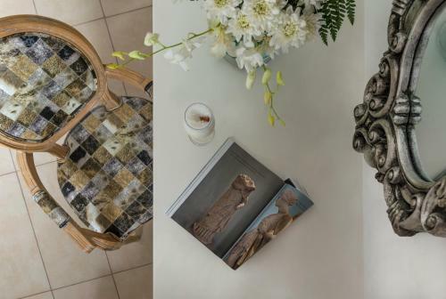 Hotel White Santorini Suites & Spa