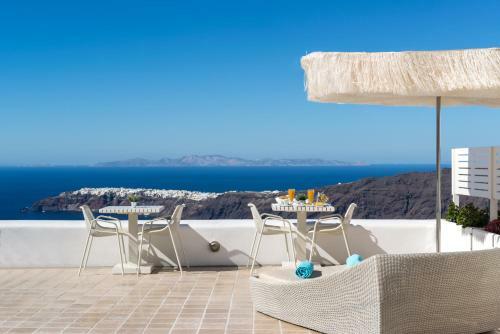 Hotel White Santorini Suites & Spa