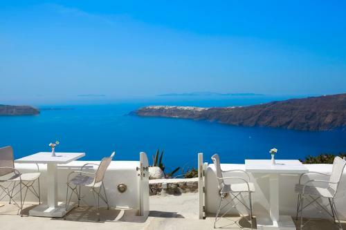 Hotel White Santorini Suites & Spa