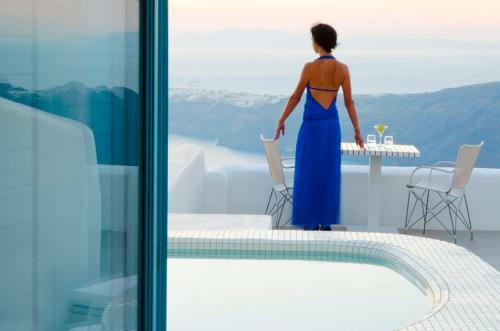 Hotel White Santorini Suites & Spa