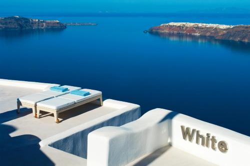 Hotel White Santorini Suites & Spa