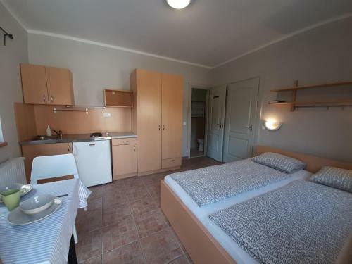 Familia Apartmanh�z