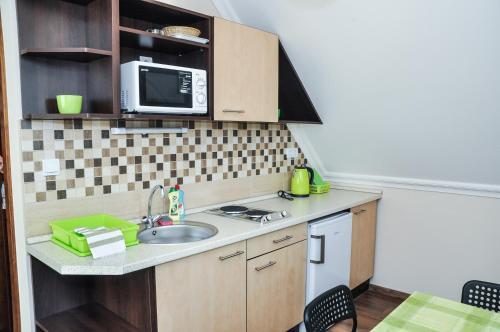 Magyar Apartman Iii.